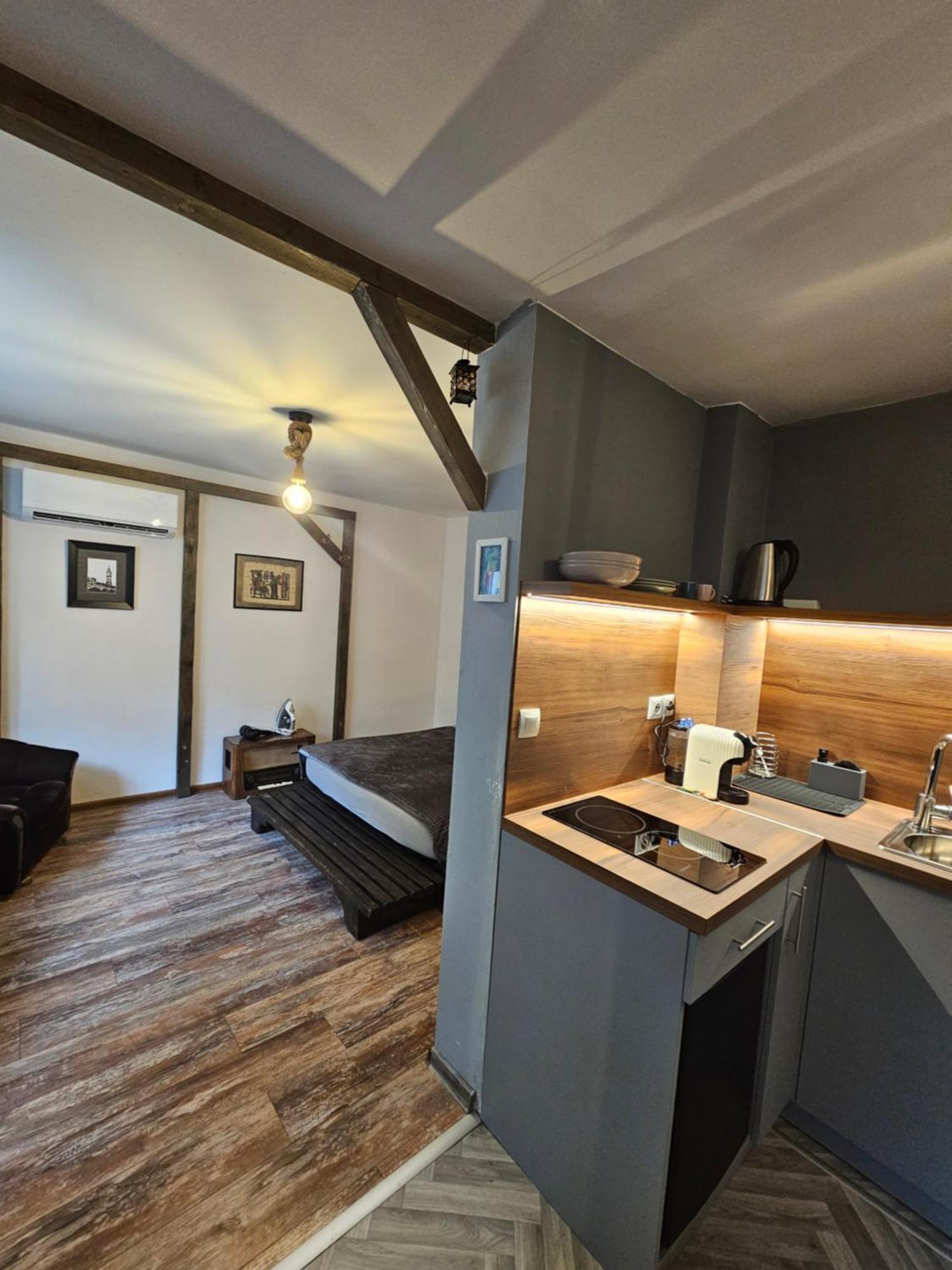 Apartemen Hot Spot In The Center